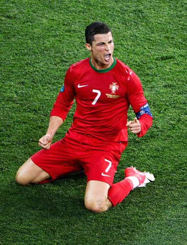 揭幕战大热 揭幕战大热