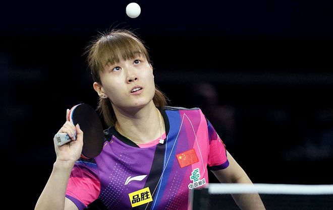 聚会保持距 聚会保持距