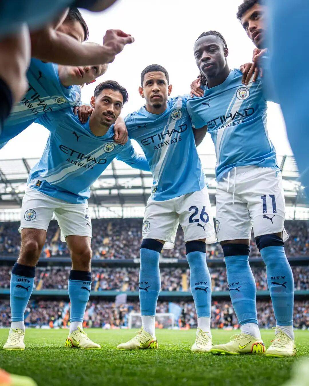 他们代表了 他们代表了