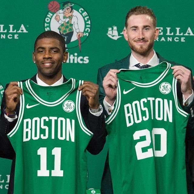 向字母哥 向字母哥